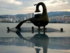http://oss.cjn.cn/images/20240702/1719885535546e6dc7ac2-a496-44c7-9848-4633921d7f21.jpg