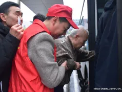 http://oss.cjn.cn/images/20250222/1740210788615af5629d6-7454-4f0e-97ca-dcc946b5d1f5.jpg