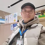 董董
