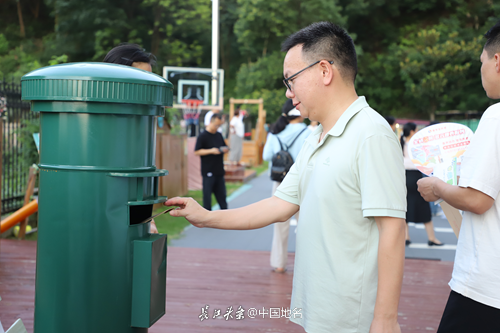 “警-社-园-家”协同育人——开福区湘民社区一场家门口的幼儿园毕业盛典亮点多多(图4)