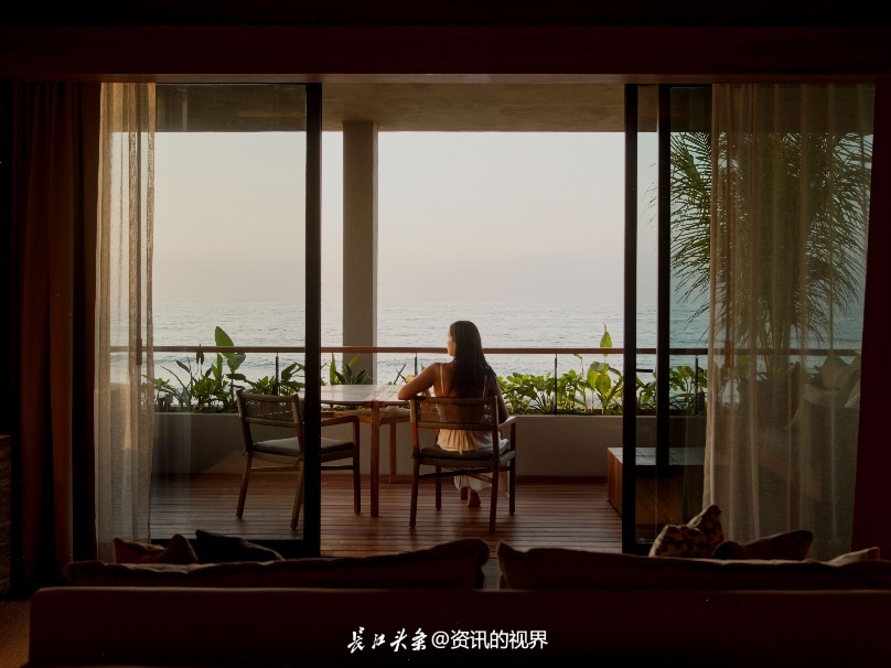 窗户外的风景
AI 生成的内容可能不正确。