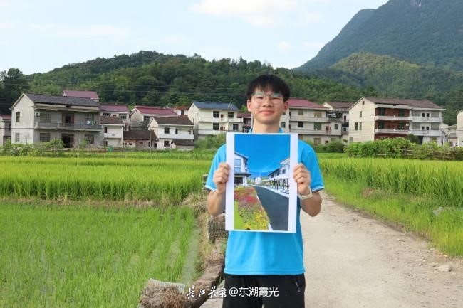 在田野.jpg