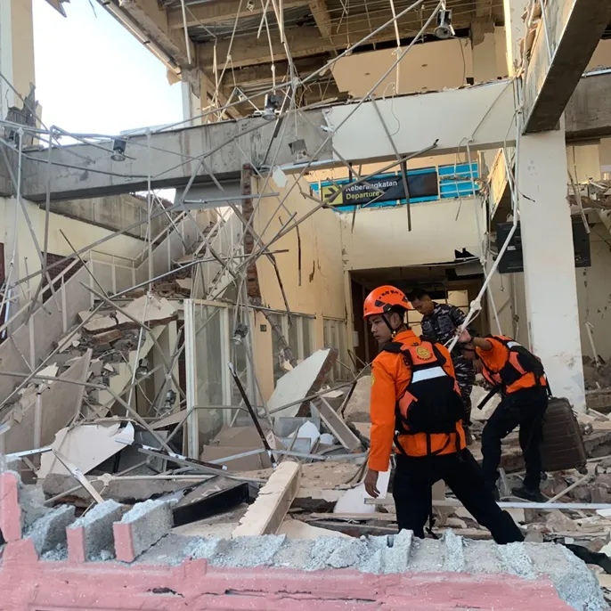 印尼7.7级地震已致2人死亡